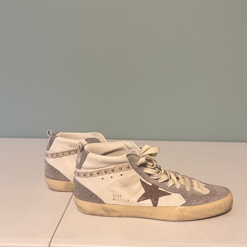 Golden Goose Mid Star Sneakers in Gray and White with Brown Star
